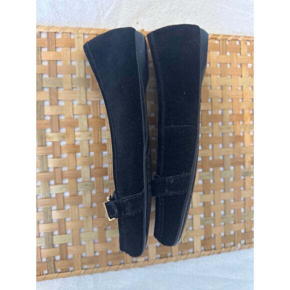 Michael Kors Women’s Loafers Size 6 Black Suede Gold Buckle Slip On Flats - Picture 5 of 5